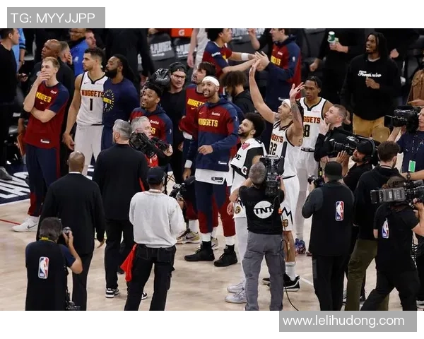 掘金与快船第六场精彩回放全程解析与赛后点评 掘金与快船第六场精彩回放全程解析与赛后点评